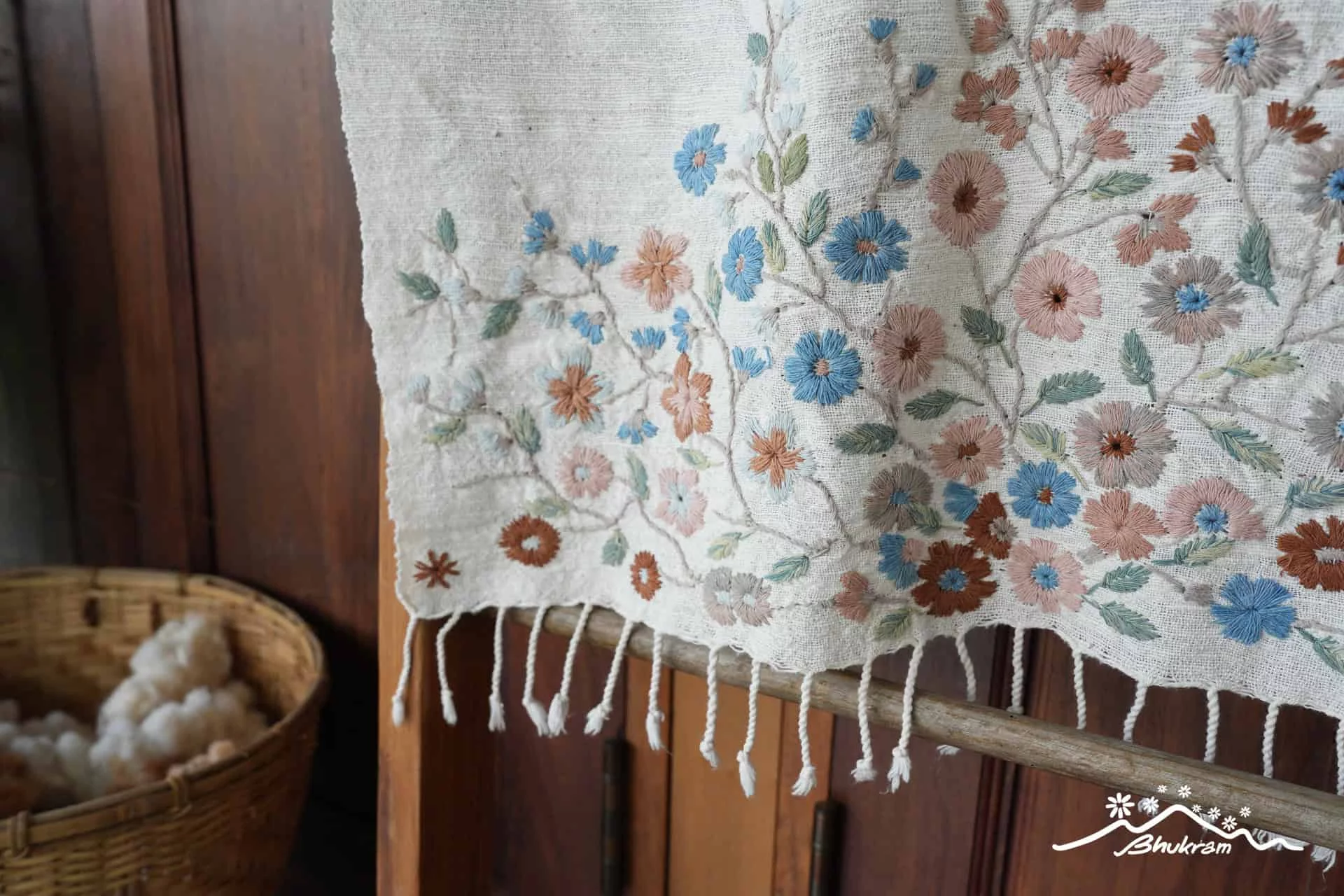 Bhukram's shawl no.15 - Image 6
